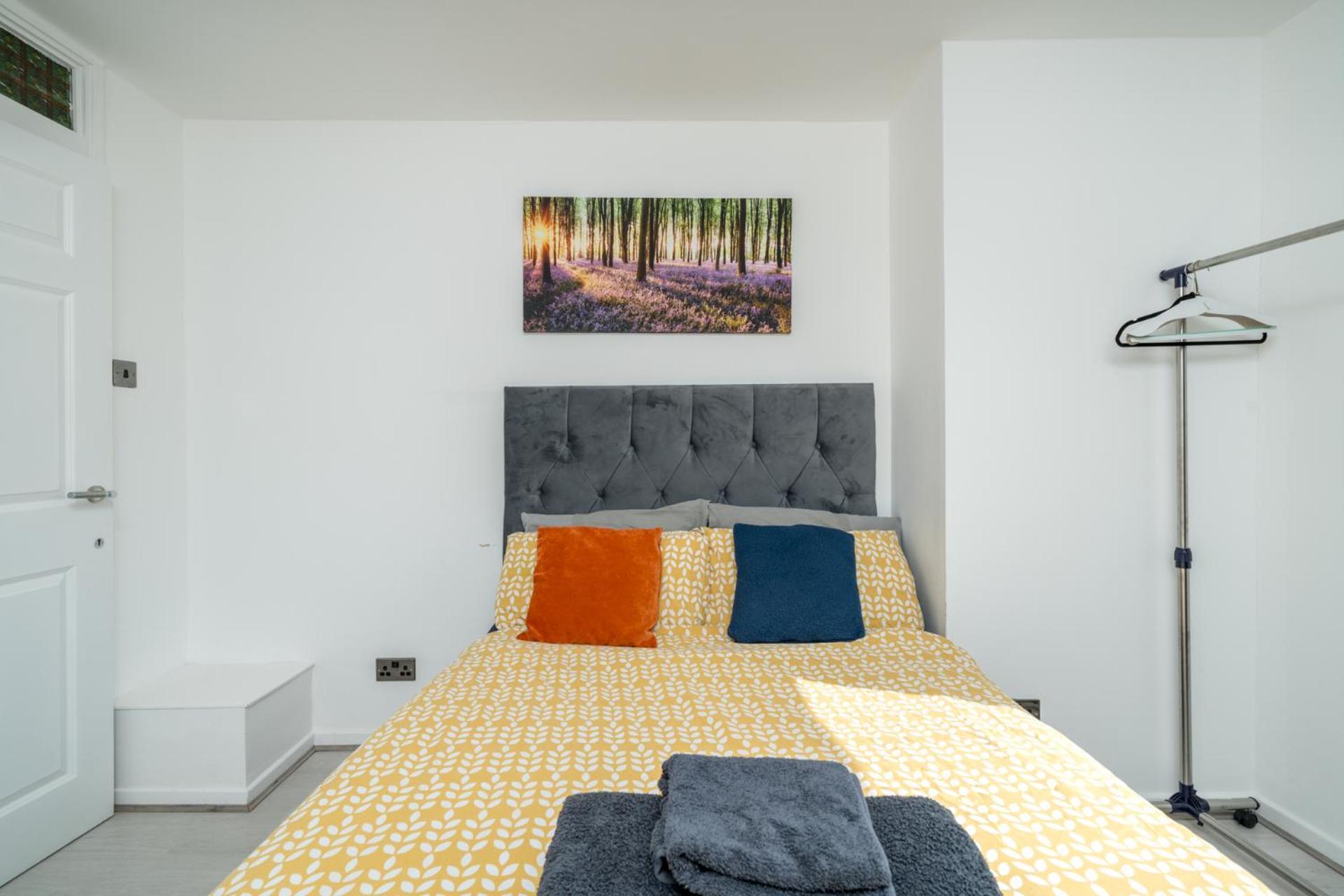 Private Room In London Enfield With Parking Ngoại thất bức ảnh